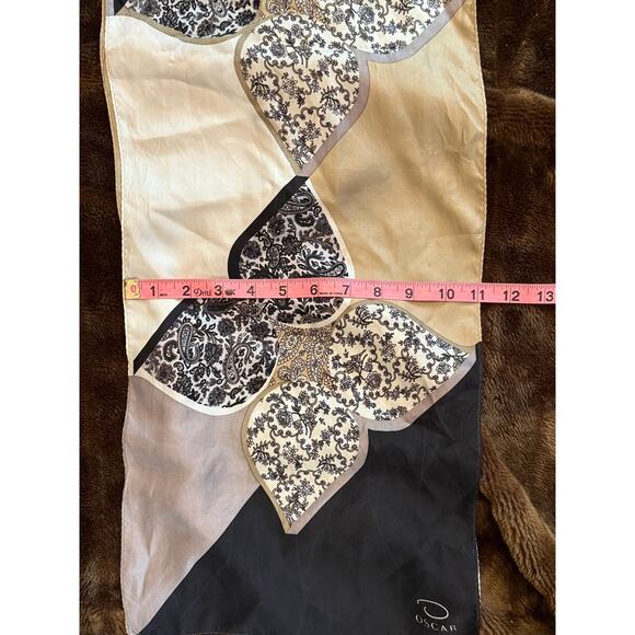 Oscar Black, Cream, Tan Floral Print Scarf 11" x 52" PRISTINE! - Picture 4 of 5